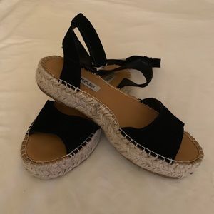 Steve Madden platform sandal